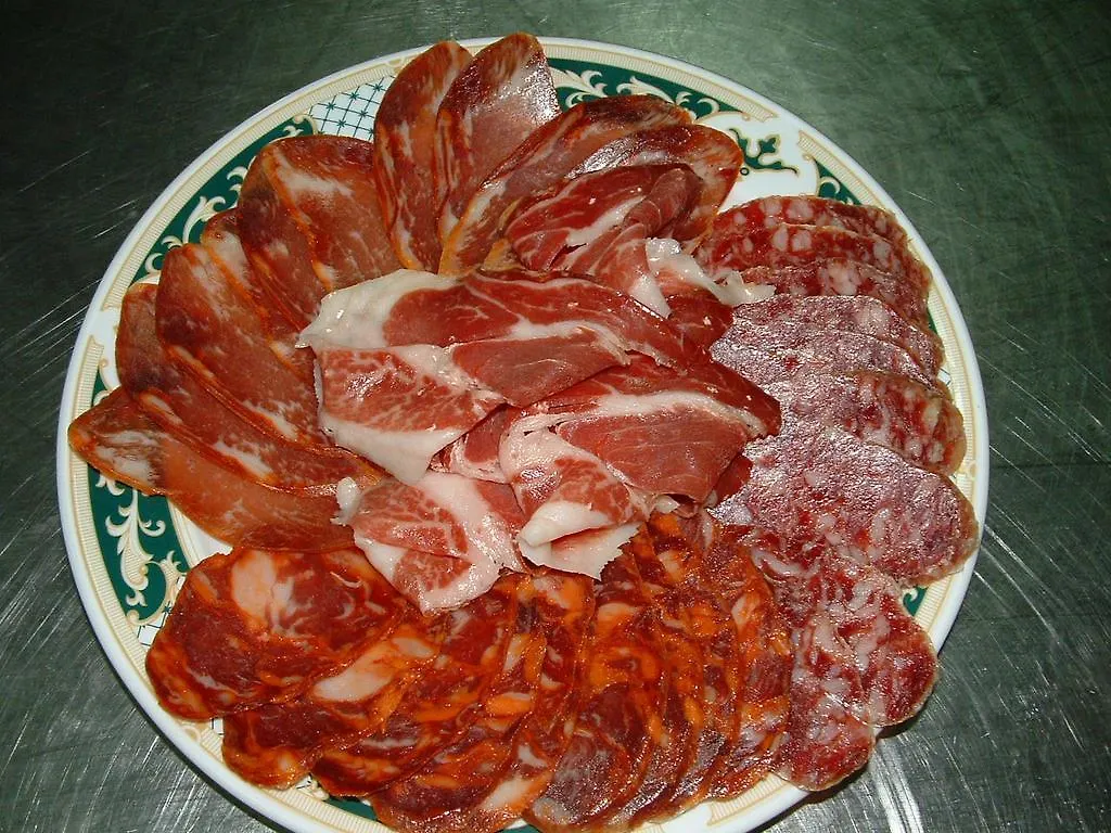 Villa De Gor 3*,